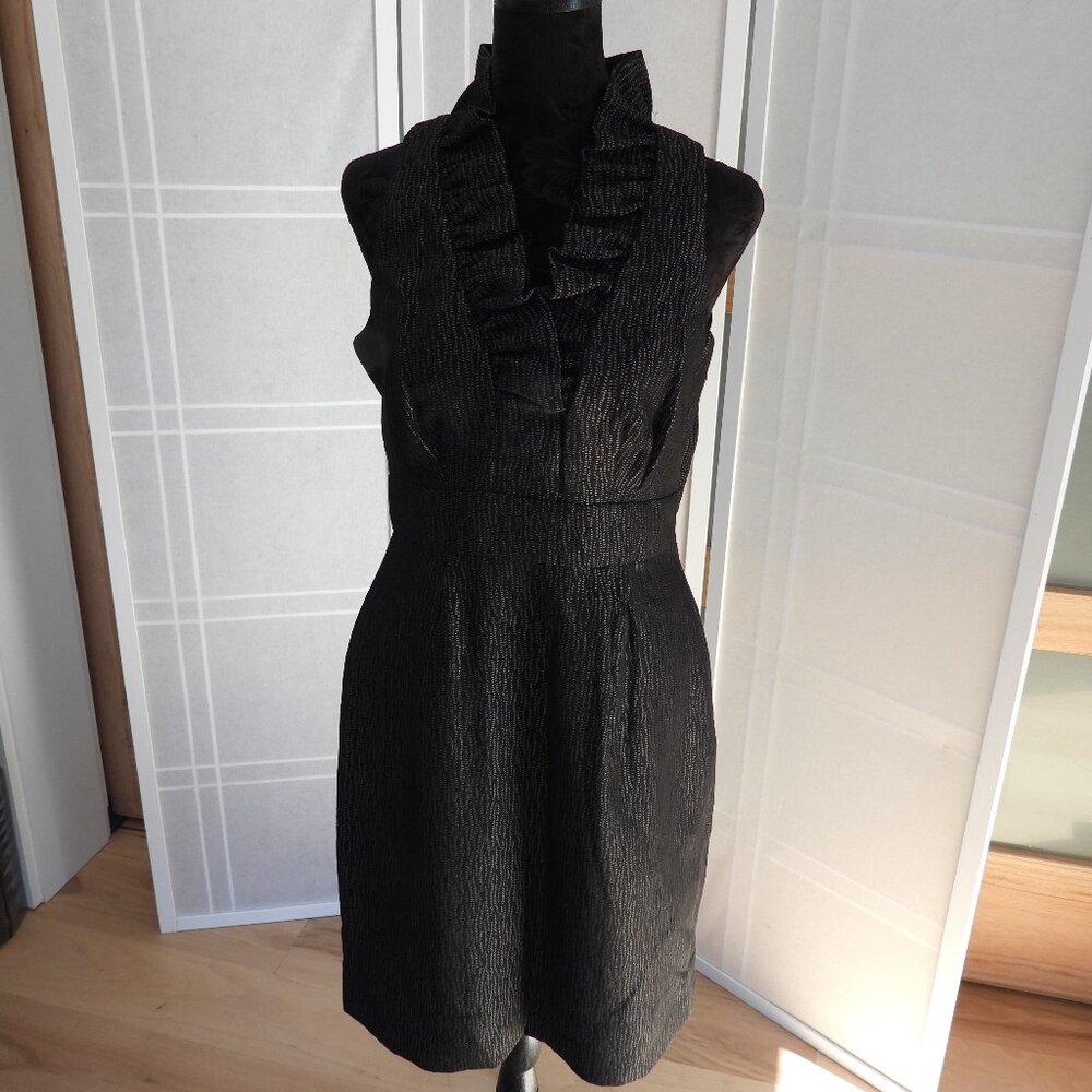 Just Taylor Ruffle Collar Dress. Sz 6